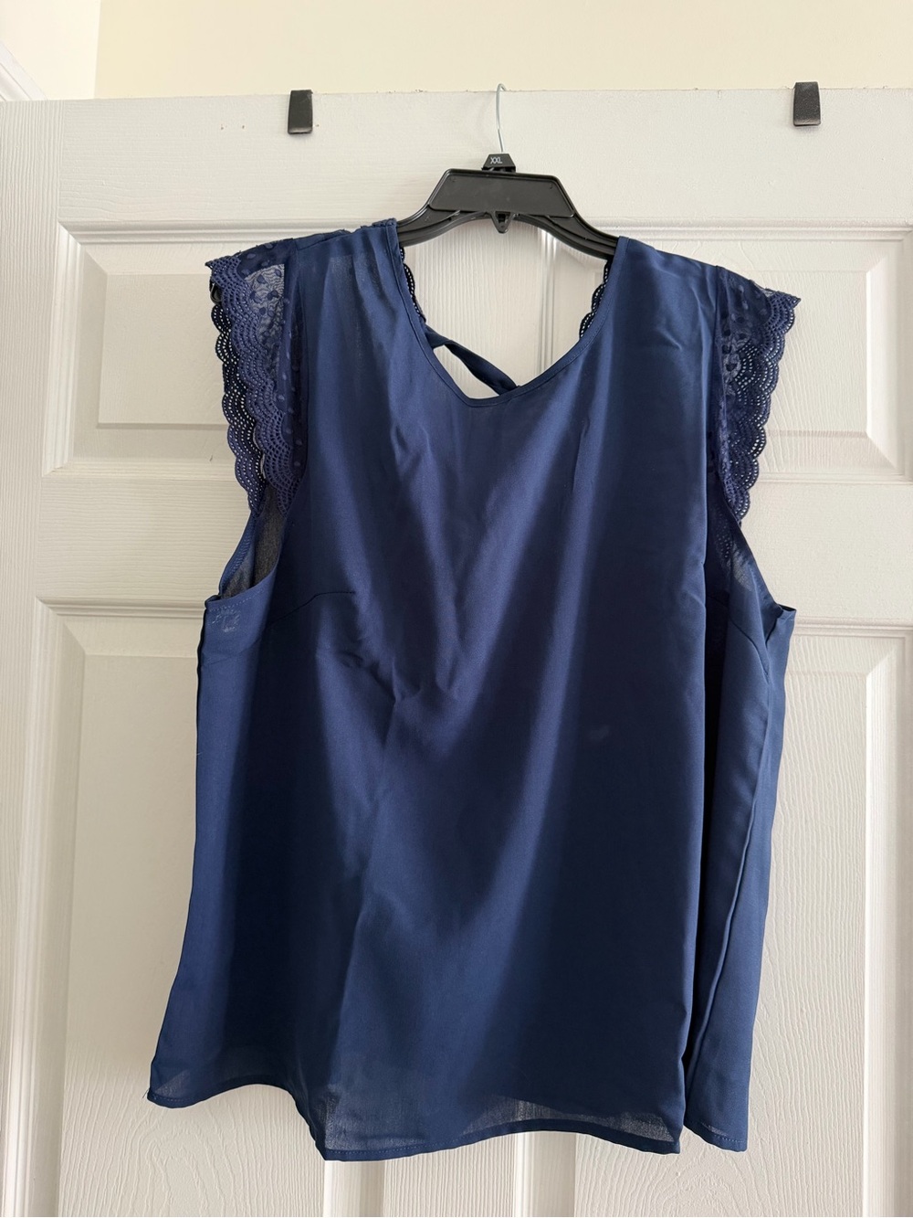 SHEIN Navy Lace-Trim Sleeveless Blouse